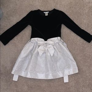 Little Girl’s Formal Dress